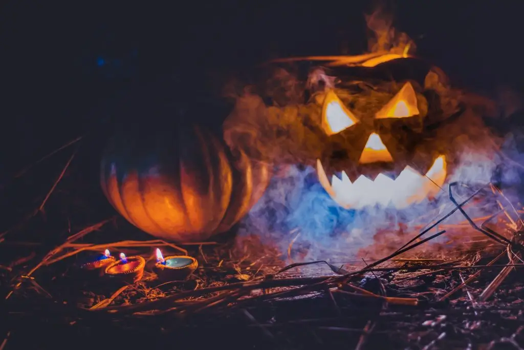 Good Friday-spooky-pumpkins-with-smoke