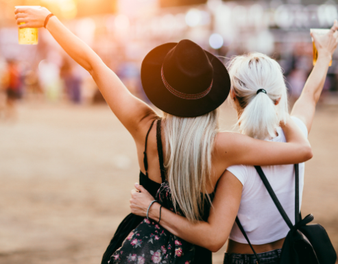 musical festival friends